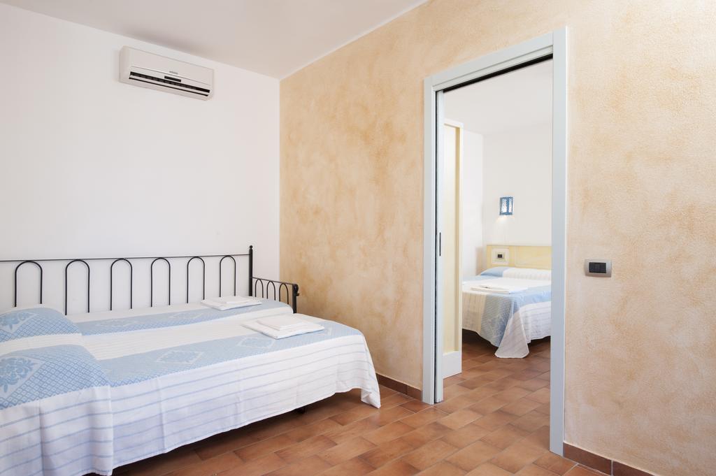 S'Incantu Resort Villasimius Phòng bức ảnh
